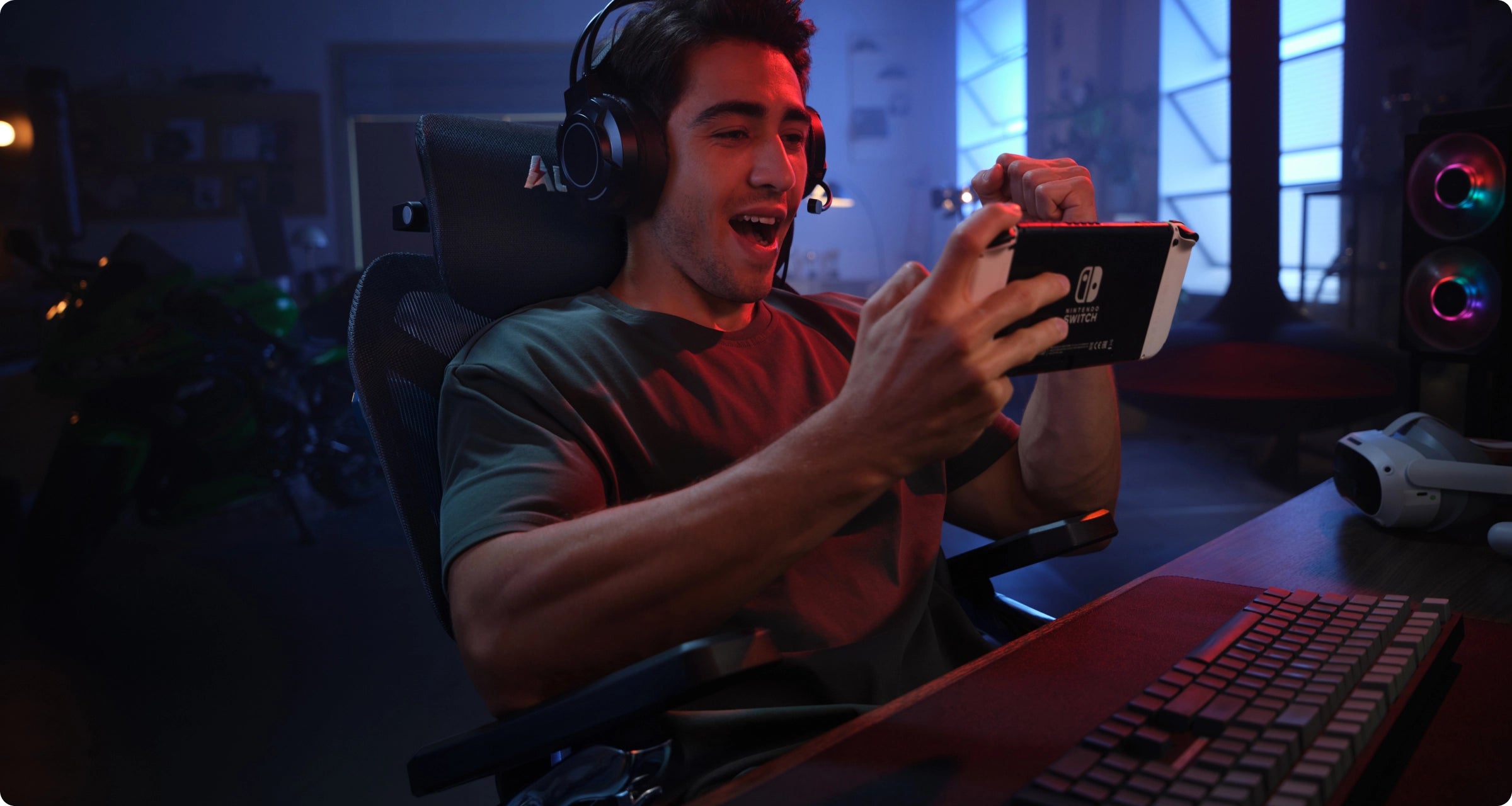 No More Floating Elbows. Full Support, Full Focus.